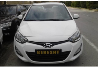 هیوندای i20   