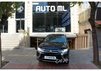 میتسوبیشی اوتلندر PHEV   
