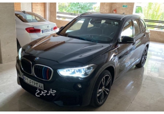 ب ام و X1   