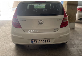 هیوندای i30   