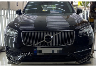 ولوو XC90   