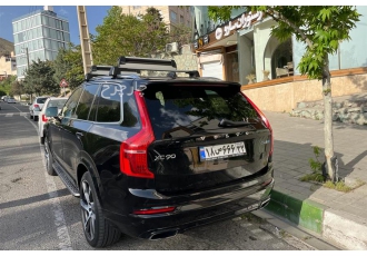 ولوو XC90   