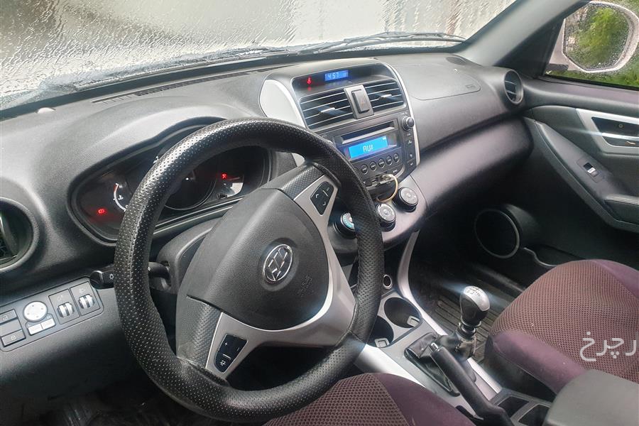 لیفان X60 دنده‌ای کارکرد ۱۲۵هزار کیلومتر بدنه صافکاری بدون رنگ ماشین