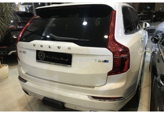 ولوو XC90   