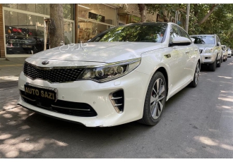 کیا اپتیما   