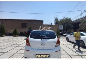 هیوندای i20   