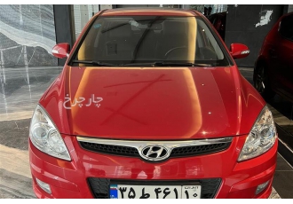 هیوندای i30   