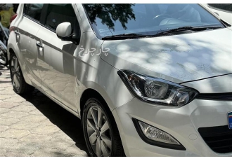 هیوندای i20   