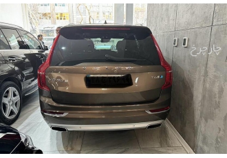 ولوو XC90   