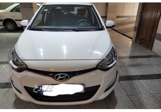 هیوندای i20   