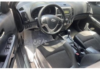 هیوندای i30   