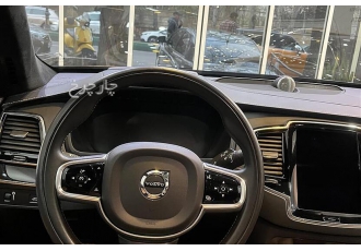 ولوو XC90   