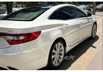 هیوندای آزرا (گرنجور)   