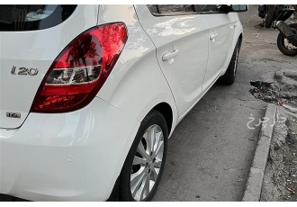 هیوندای i20   