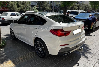 ب ام و X4   