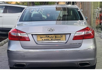 هیوندای جنسیس   