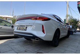 کی ام سی J7   