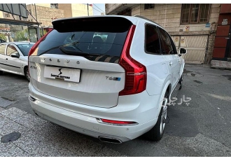 ولوو XC90   