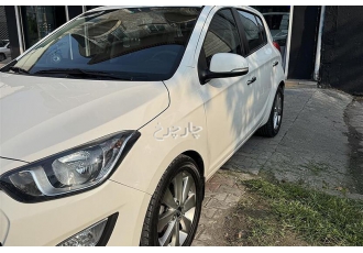 هیوندای i20   
