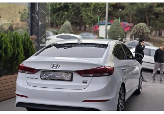 هیوندای النترا   