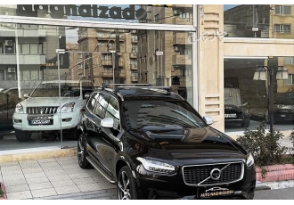 ولوو XC90   