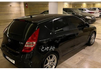 هیوندای i30   
