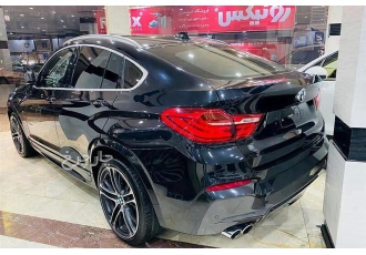 ب ام و X4   