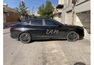 کی ام سی J7   