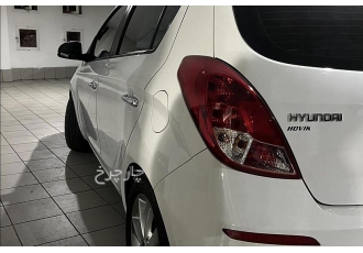 هیوندای i20   