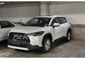 تویوتا کرولا کراس هیبرید   