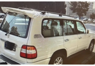 تویوتا لندکروز چهار در   