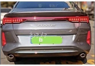 کی ام سی J7   