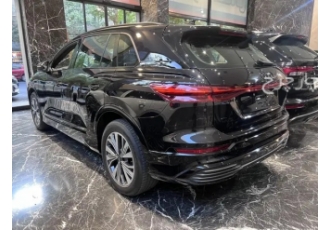 آئودی Q5 e-tron   
