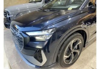 آئودی Q4 e-tron   